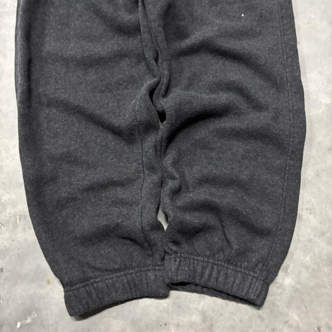 Japanese Brand × Vintage Crazy Vintage Y2K/2000s Dark Grey Black Essential Sweatpants! Size US 36 / EU 52 - 6 Thumbnail