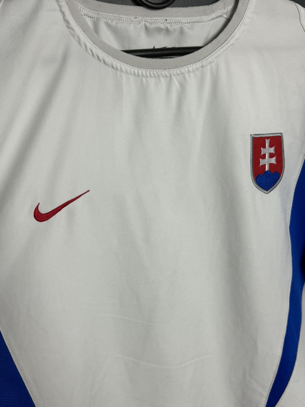 Nike Slovakia National Team 02/03 Away Football Soccer Jersey Size US M / EU 48-50 / 2 - 3 Thumbnail