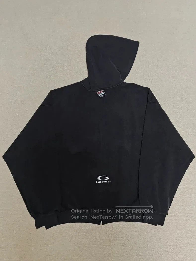 Balenciaga Balenciaga 24FW washed hoodie jacket . Size US M / EU 48-50 / 2 - 3 Thumbnail