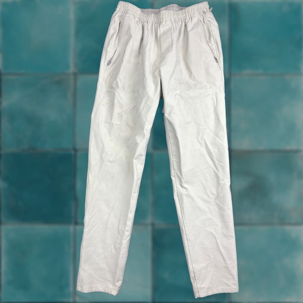 Lululemon Lululemon Mens Small Jogger Pants White Twill Elastic Waist Pockets Zip Pocket Size US 29 - 1 Thumbnail
