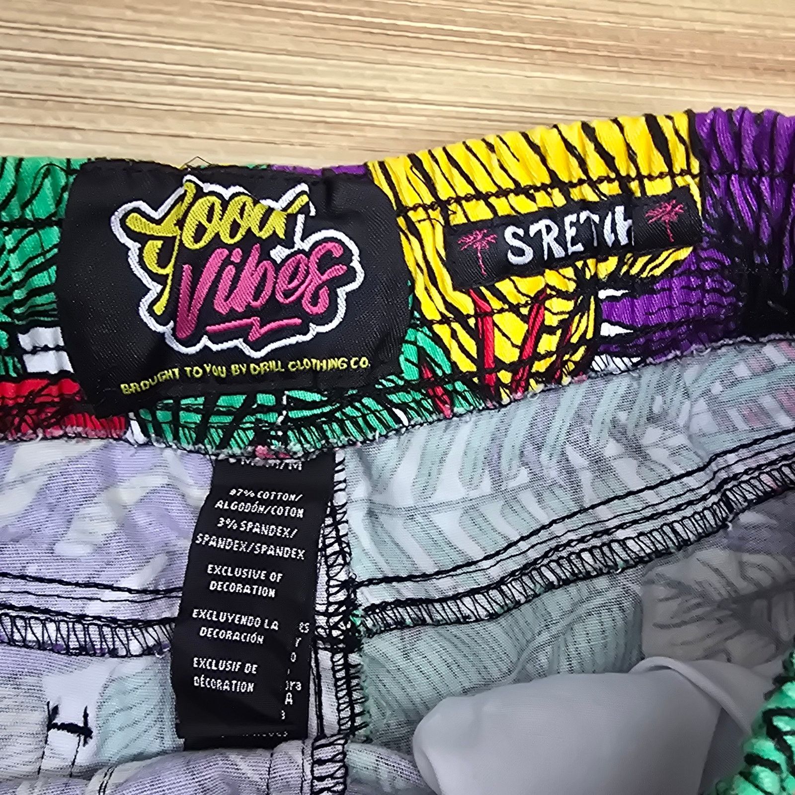 Other Good Vibes Shorts Sz Medium Multicolor Floral Tropical Print Size US 26 / EU 42 - 3 Thumbnail