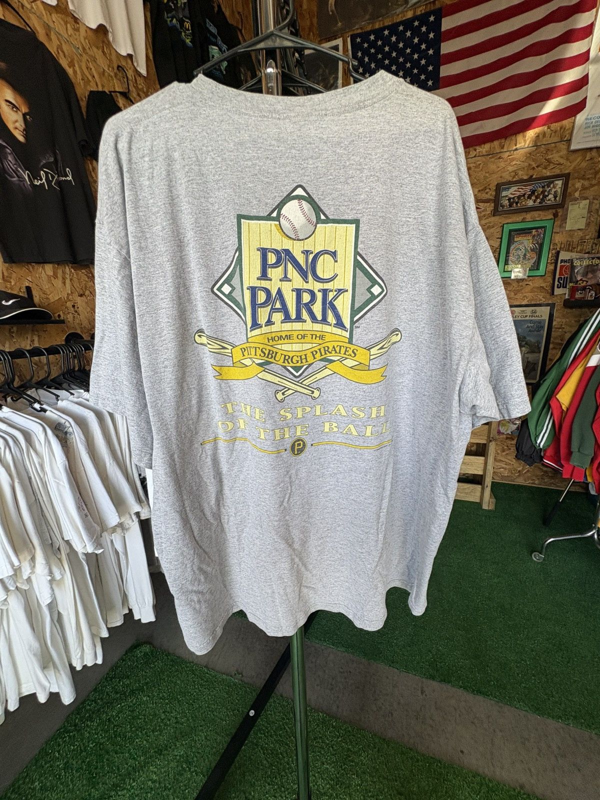 MLB 2001 Pittsburgh Pirates T-Shirt Size US XXL / EU 58 / 5 - 4 Thumbnail