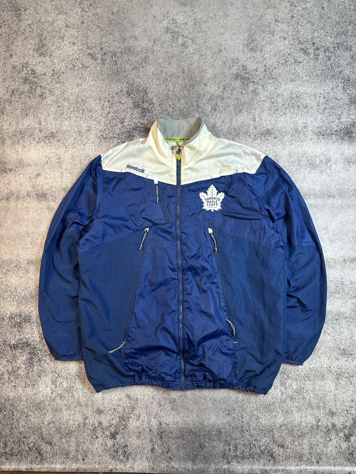 Reebok Vintage Reebok Toronto Maple Leafs Jacket NHL Streetwear USA Size US XL / EU 56 / 4 - 1 Thumbnail