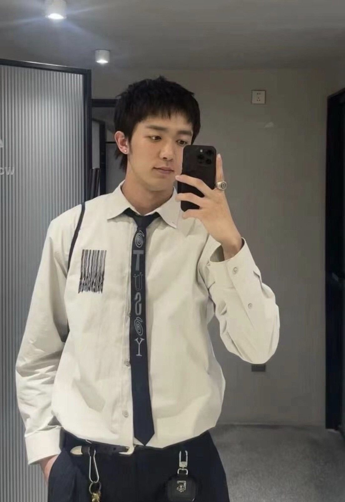 Balenciaga Balenciaga Waterfall Embroidered Logo Shirt2412-Nextarrow Size US M / EU 48-50 / 2 - 4 Thumbnail