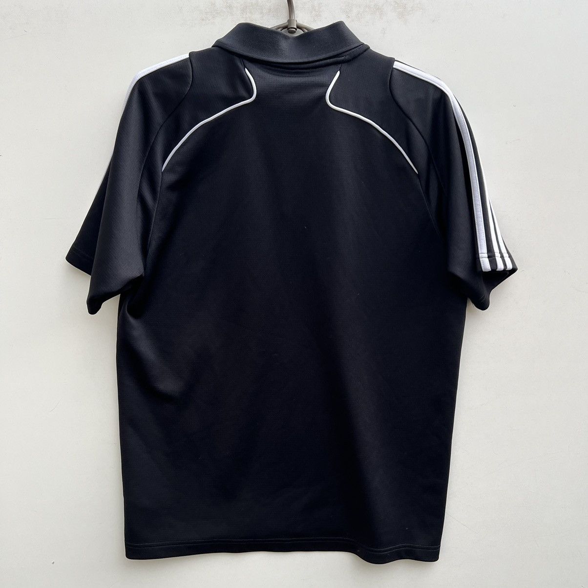 Adidas Adidas Liverpool jersey t-shirt /polo Size US L / EU 52-54 / 3 - 5 Thumbnail