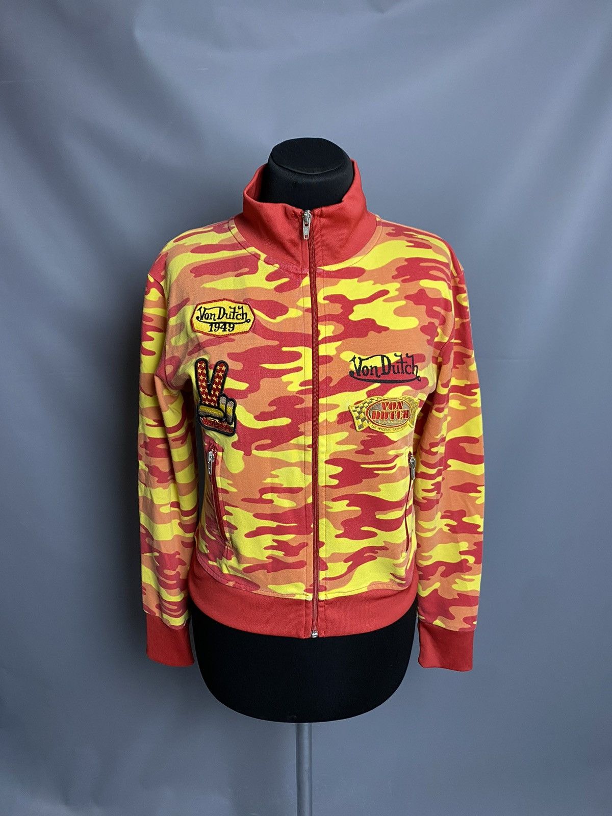 Vintage Women's Von Dutch VTG Camo Zip Up Patches Sweatshirt Size M Size M / US 6-8 / IT 42-44 - 1 Thumbnail