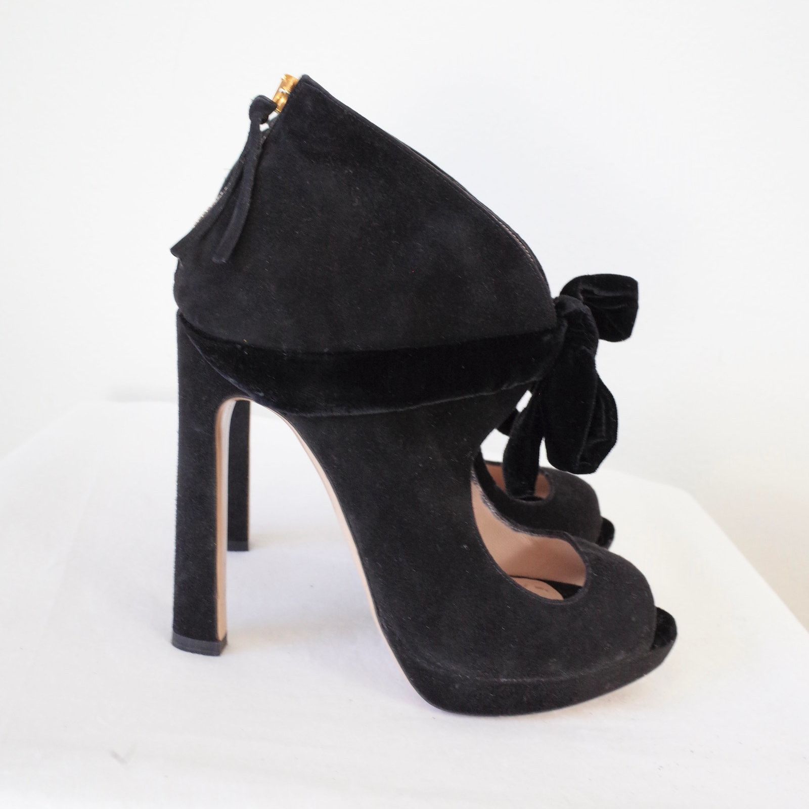 Miu Miu Miu Miu Black Suede Sandals Heels with Velvet Bow 38 Size US 7 / IT 37 - 6 Thumbnail