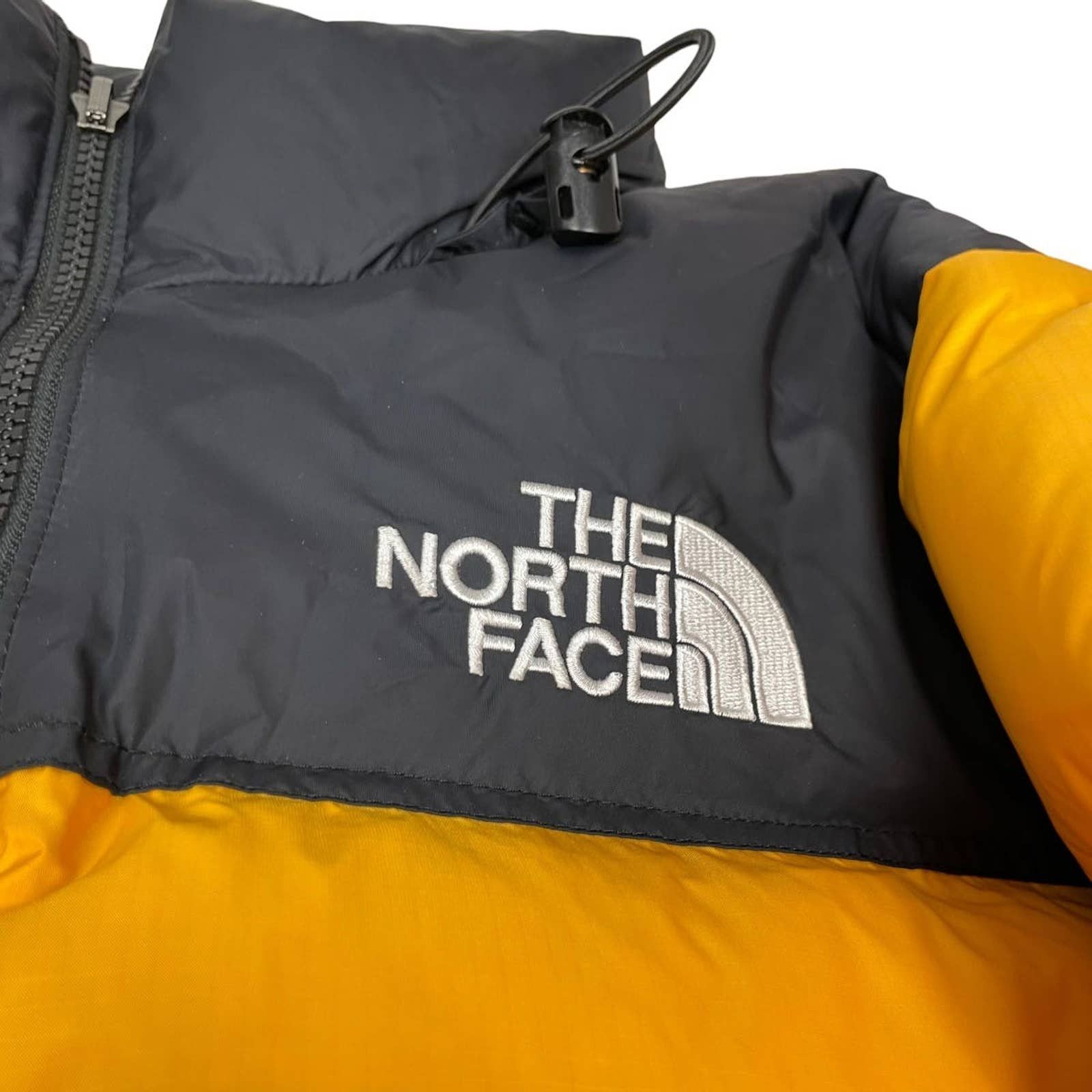 The North Face The North Face Nuptse 700 Puffer Jacket Size US L / EU 52-54 / 3 - 5 Thumbnail
