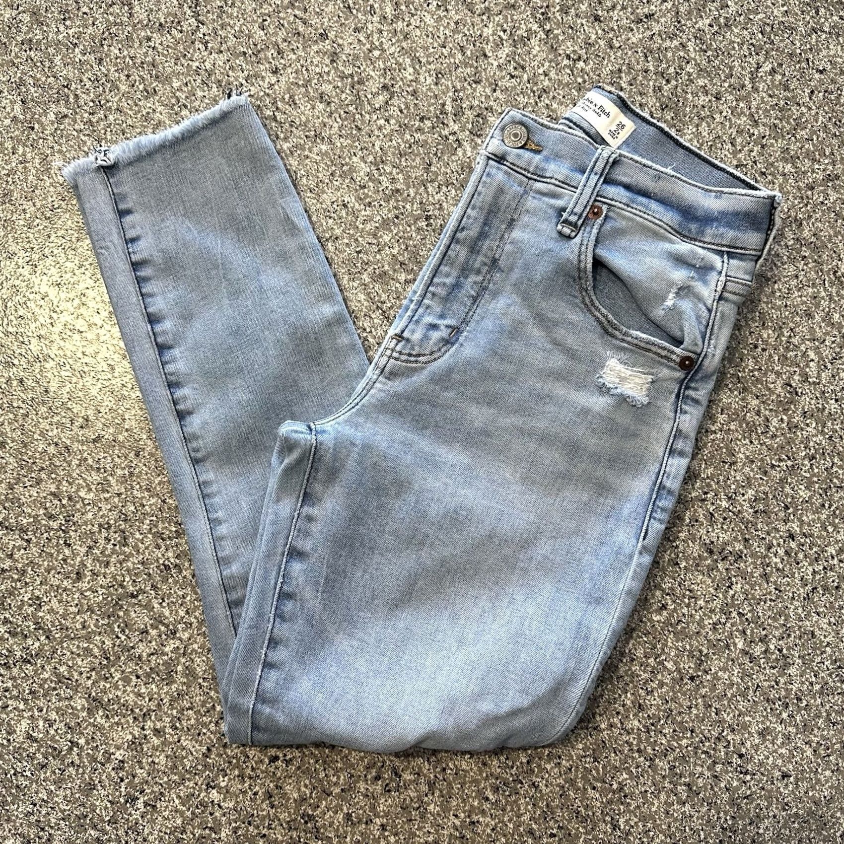 Abercrombie & Fitch Abercrombie & Fitch Jeans Womens 2 26x25 Super Skinny High Rise Distressed Denim 5-Pocket Size 26" / US 2 / IT 38 - 2 Thumbnail