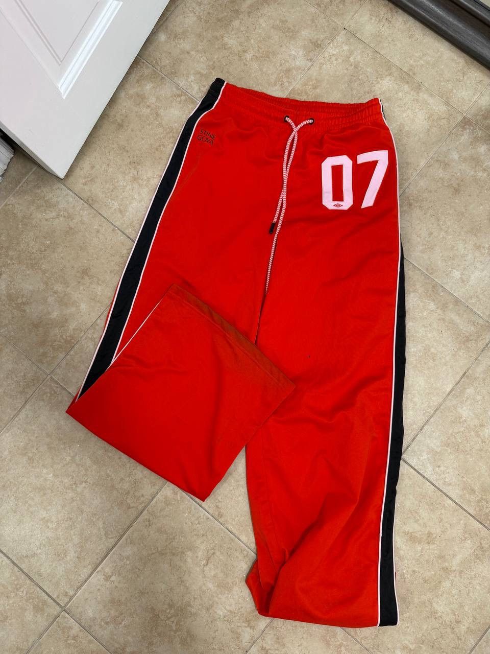 Umbro Stine Goya x Umbro Tracksuit 07 red/white pants jacket xs Size XS / US 0-2 / IT 36-38 - 8 Thumbnail