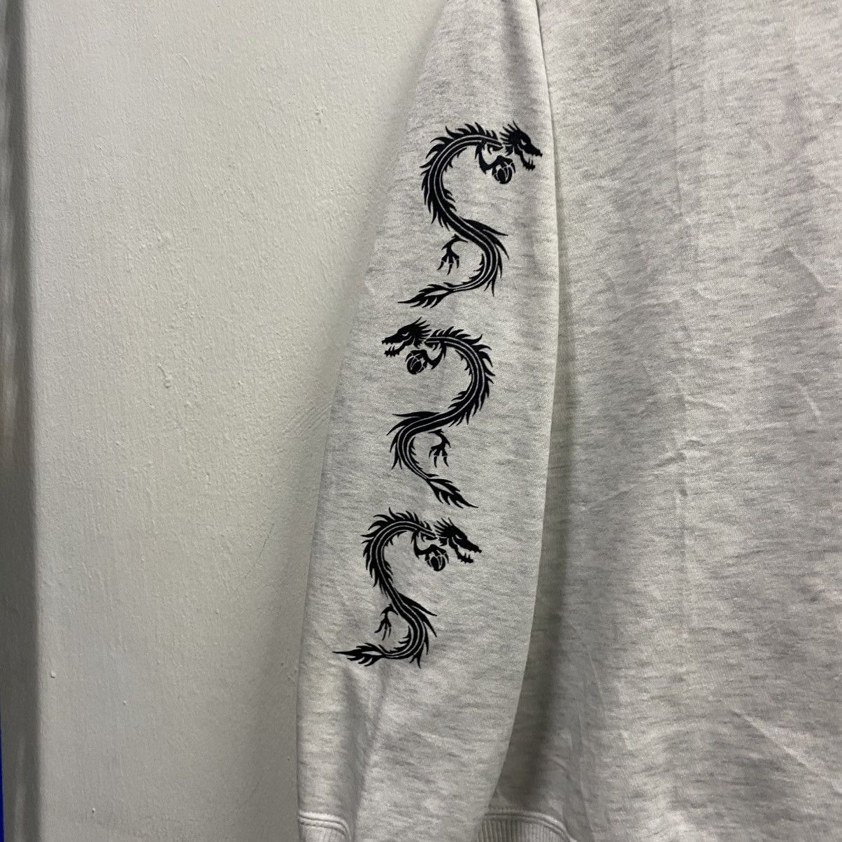Japanese Brand Vintage Dog cigar Japanese Brand Dragon Design Sweatshirt Size US S / EU 44-46 / 1 - 7 Thumbnail