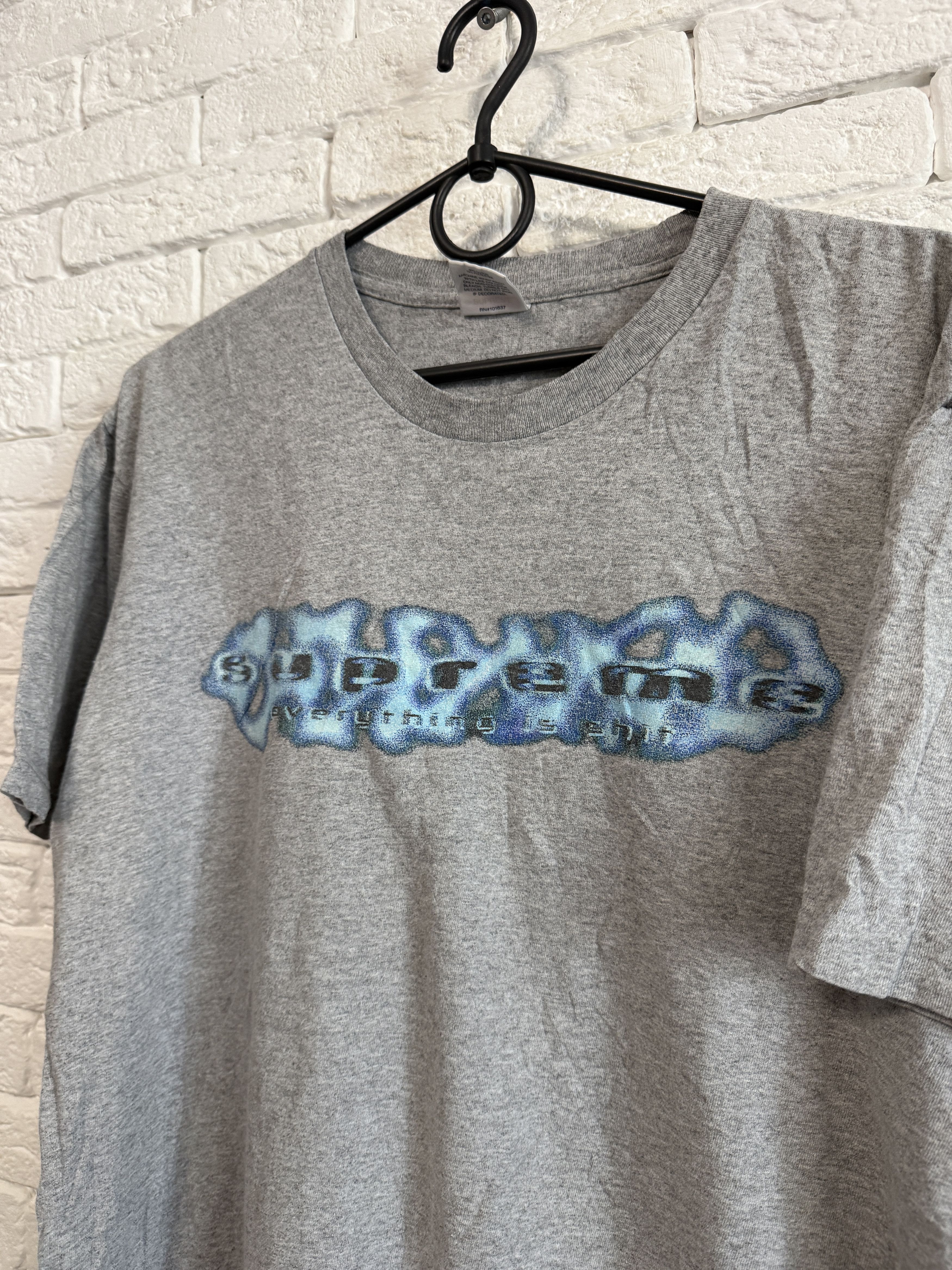 Supreme Vintage Supreme USA Huge Logo Tshirt Sz M Size US M / EU 48-50 / 2 - 2 Thumbnail