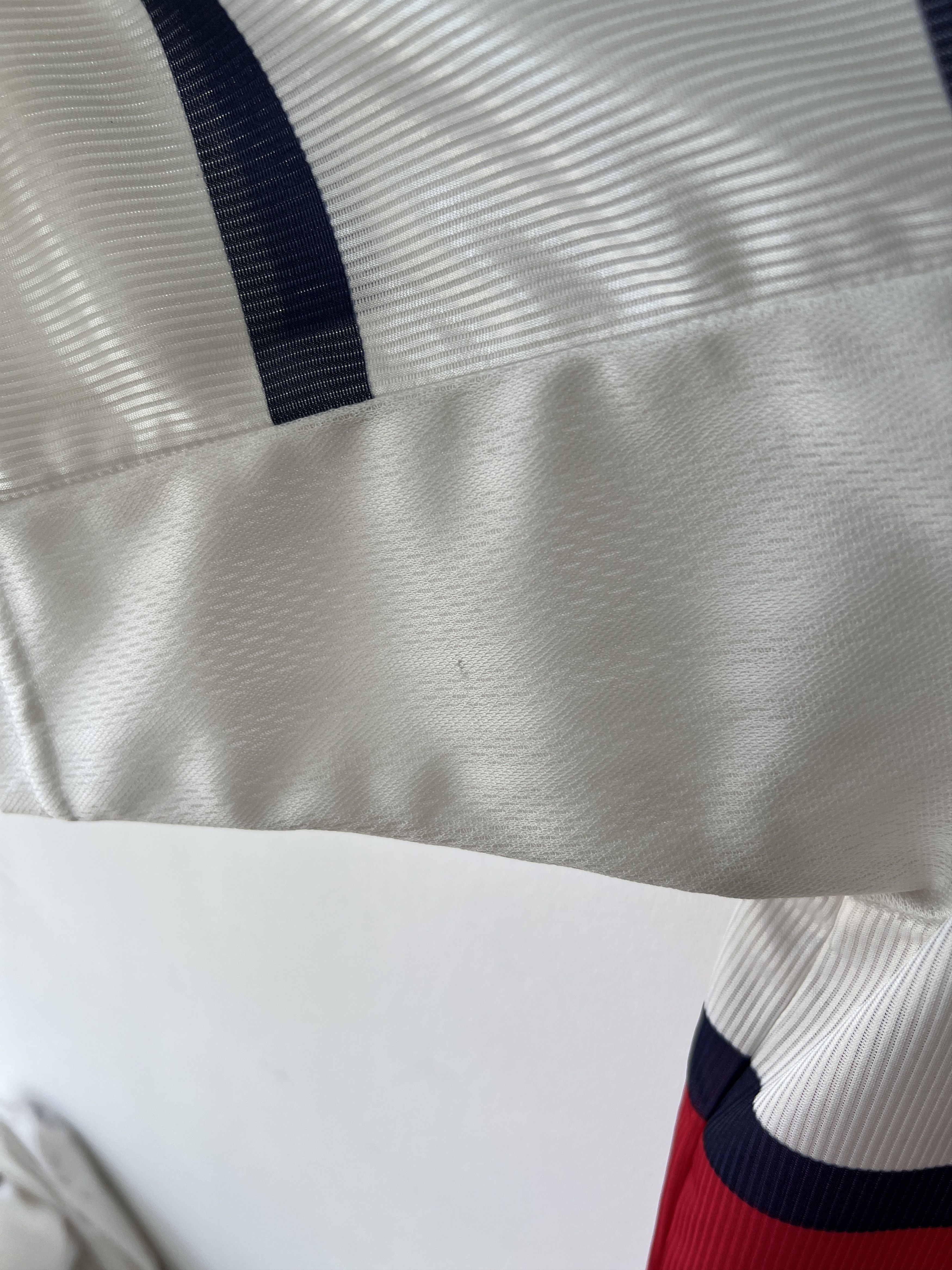 Adidas (L) Bayern Munich 1998-00 Away Kit Size US L / EU 52-54 / 3 - 5 Thumbnail