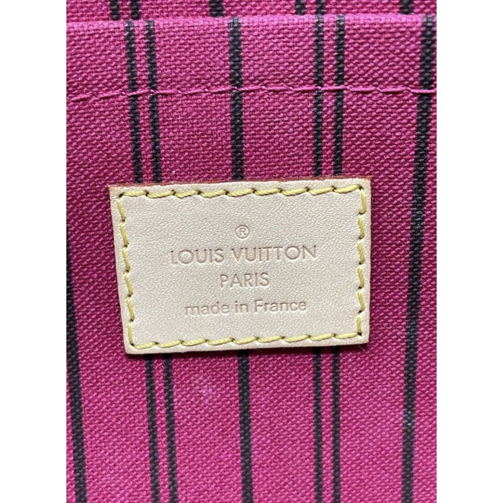 Louis Vuitton AUTHENTIC LOUIS VUITTON Large Monogram Pink Pouch Pochette Size ONE SIZE - 11 Thumbnail