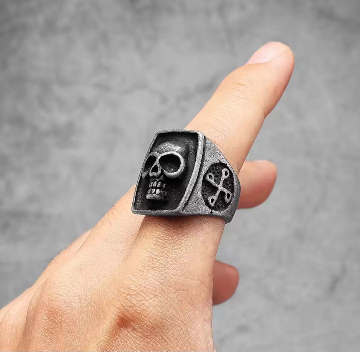 Japanese Brand Rare Retro Vintage Gothic Phantom Skull Ring Size 11 Size ONE SIZE - 3 Thumbnail