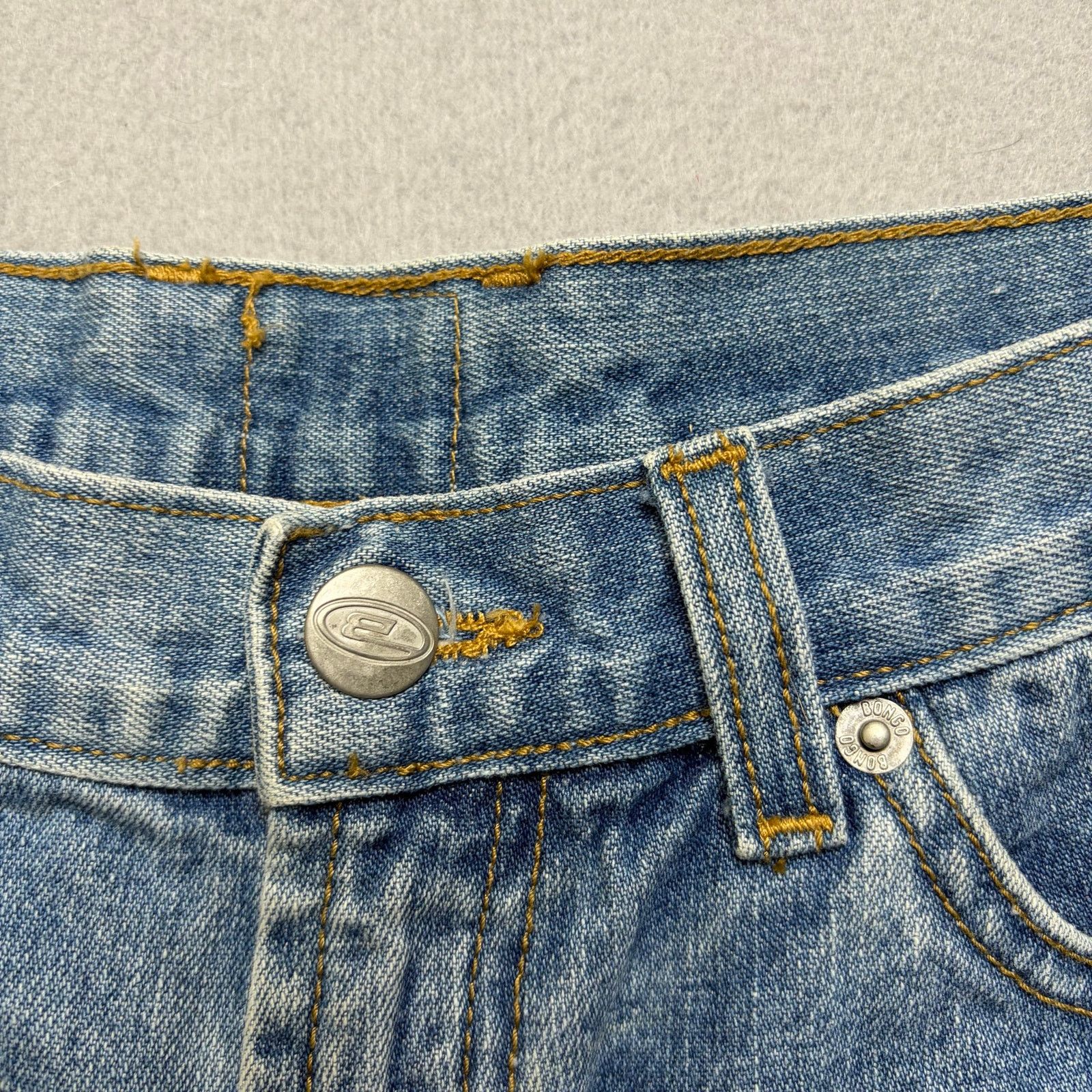 Vintage Bongo Denim Shorts Women’s Size 5 Light Wash Y2K Vintage Size 28" / US 6 / IT 42 - 8 Thumbnail