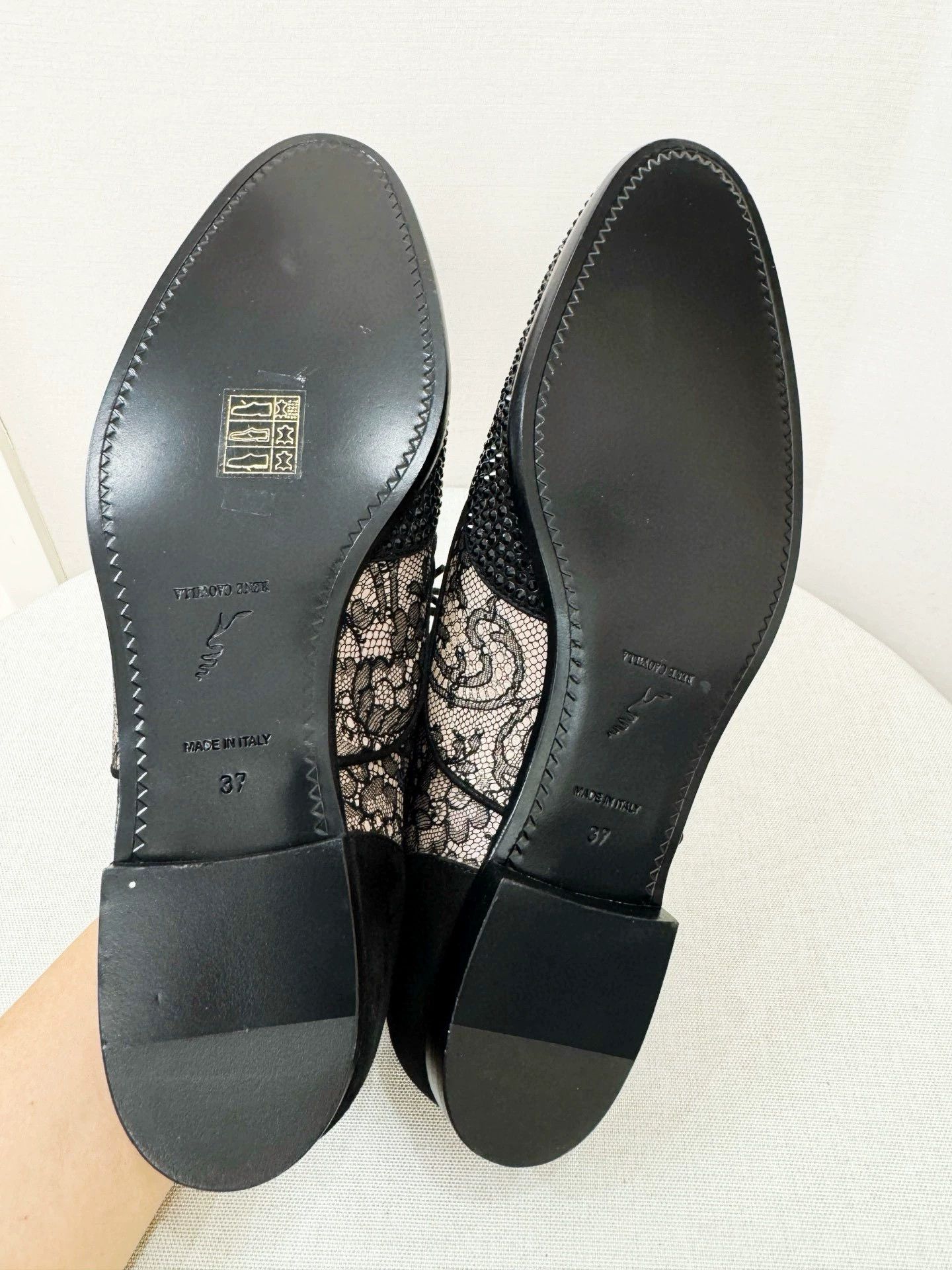 Rene Caovilla Rc Black Lace Crystal Pumps 37 New, Women's (Size 6.5) — image 4 of 5