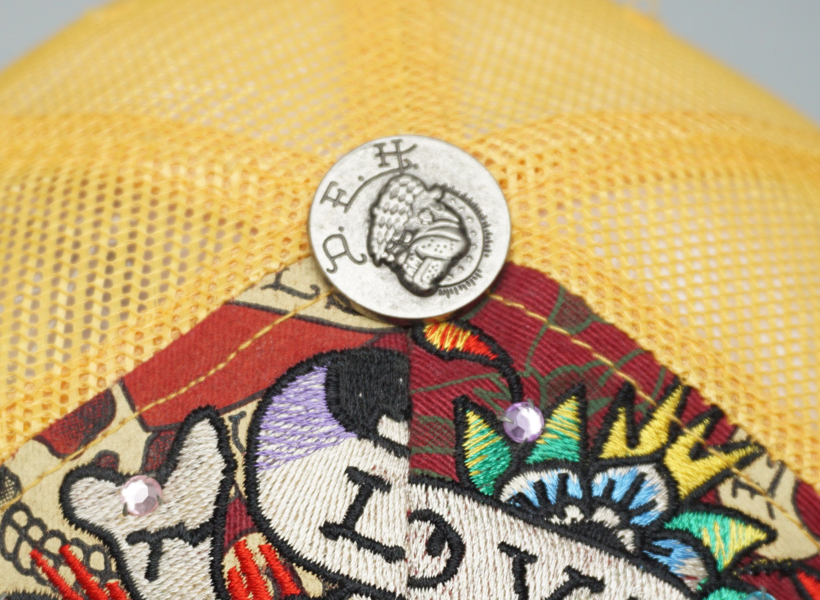 Christian Audigier × Designer × Ed Hardy 00's Ed Hardy Christian Audigier "Kills Slowly" Trucker hat Size ONE SIZE - 3 Thumbnail