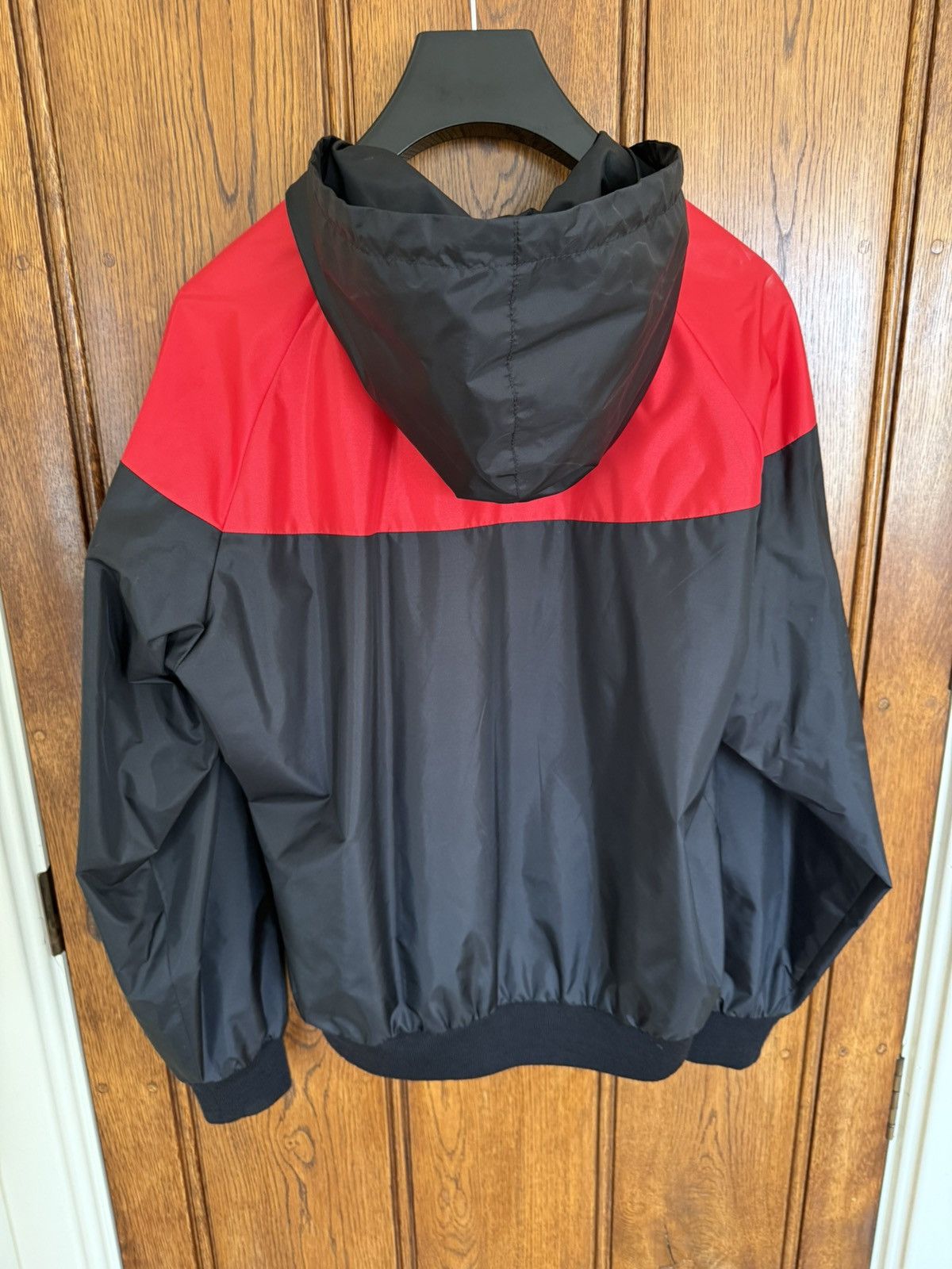 Celine SS21 Celine windbreaker hoodie jacket Hedi Slimane logo 52 Size US L / EU 52-54 / 3 - 20 Thumbnail