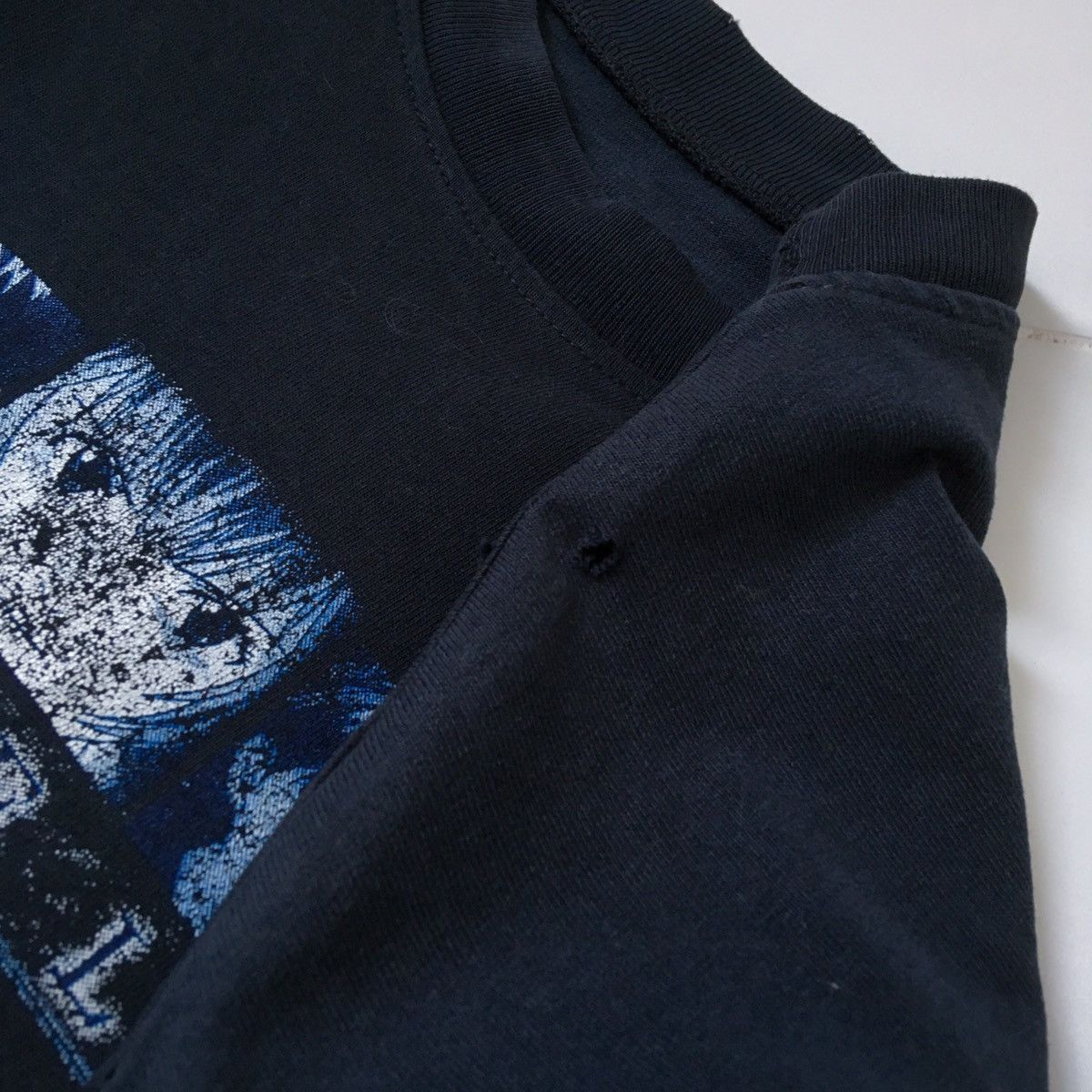 Vintage 00s evangelion bootleg tee Size US M / EU 48-50 / 2 - 8 Thumbnail