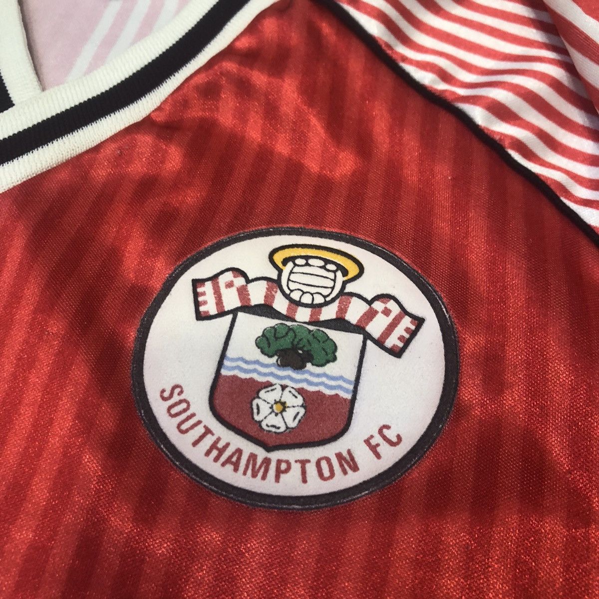 Hummel Southampton 87/89 home shirt Size US S / EU 44-46 / 1 - 6 Thumbnail