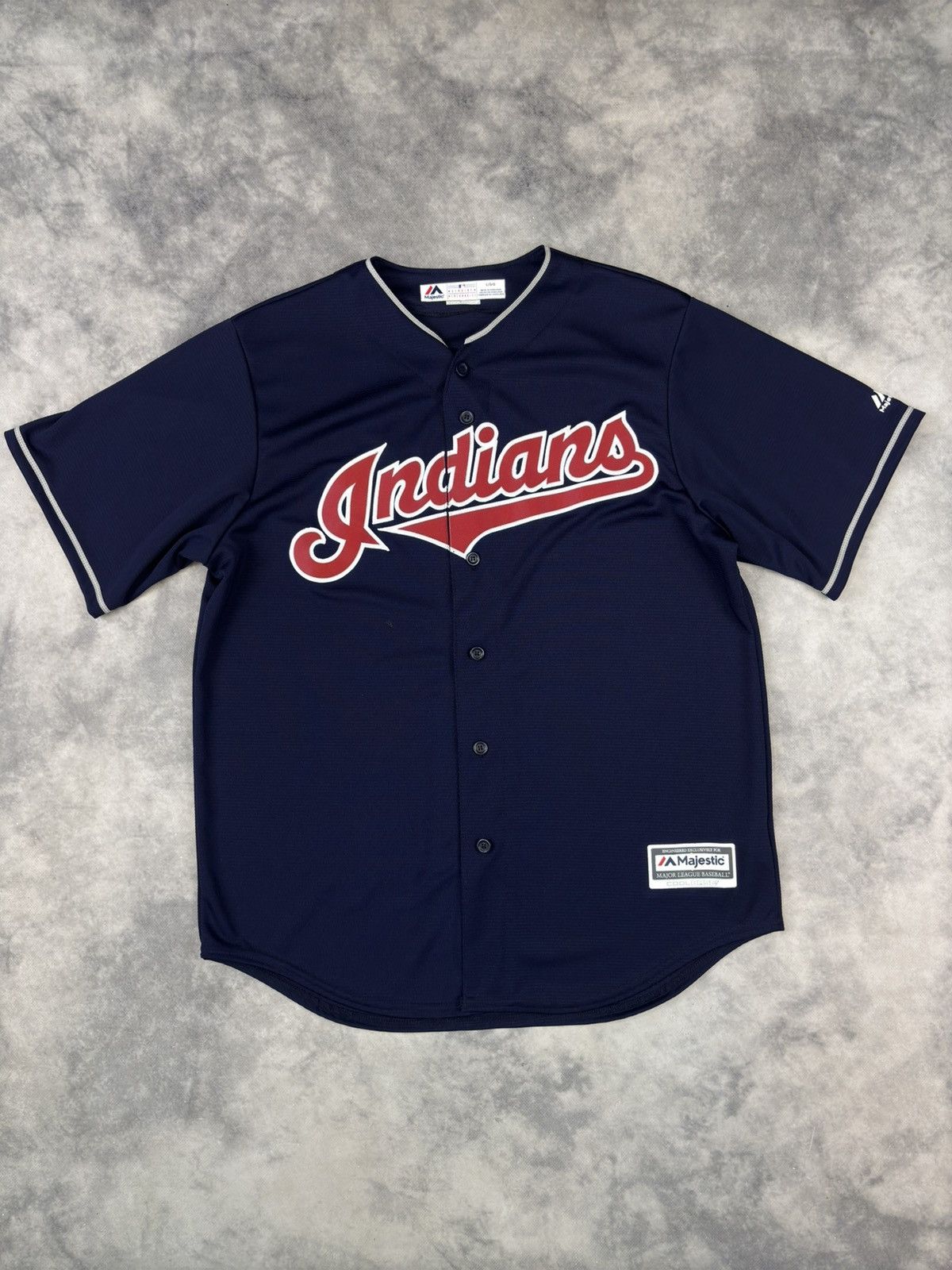 MLB × Majestic × Vintage Vintage 90s Cleveland Indians Majestic MLB T-Shirt Size L-XL Size US L / EU 52-54 / 3 - 1 Thumbnail