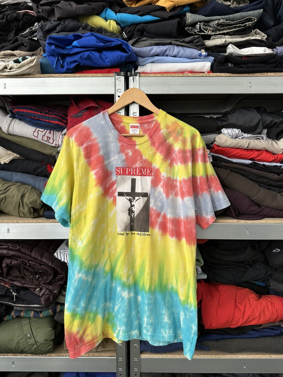 Supreme Supreme T-Shirt Loved By The Children Logo Tie Dye Y2K Tee Size US M / EU 48-50 / 2 - 1 Thumbnail