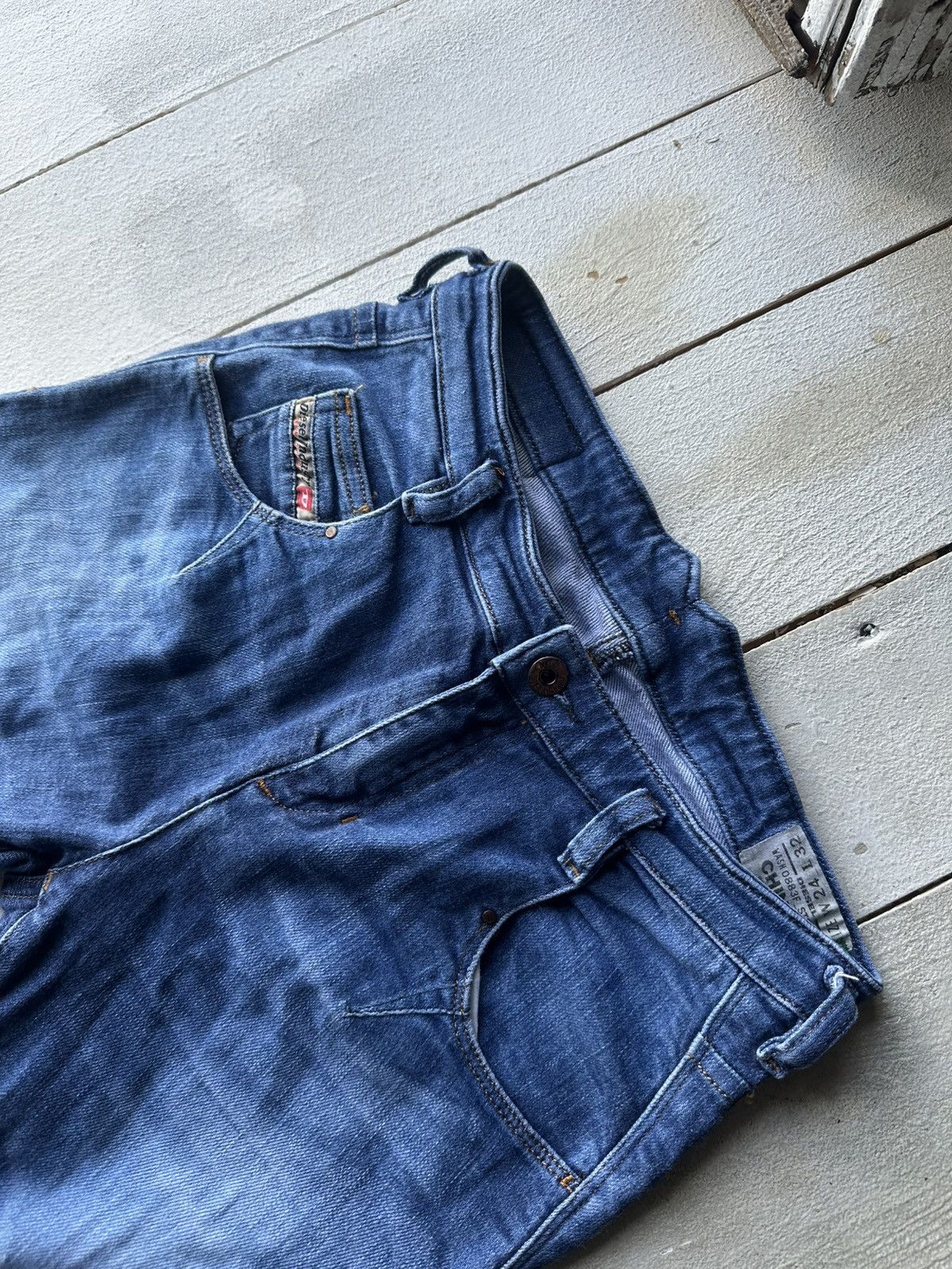 Diesel 🚨Gothic Diesel Regular Slim relax Flared Jeans Womens Size 24" / US 00 / IT 34 - 2 Thumbnail