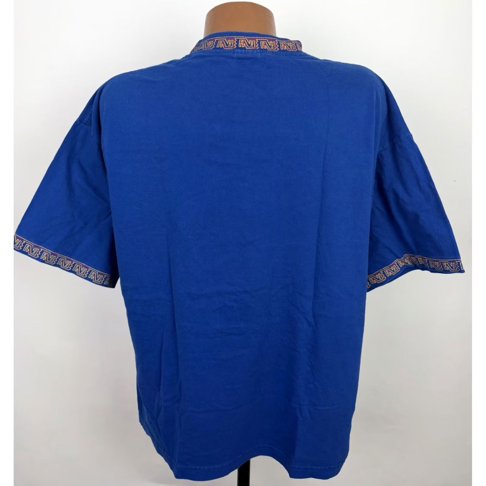 Vintage VINTAGE Peru Shirt Mens XL Nazca Lines Geometric Print Cobalt Souvenir Tee Size US XL / EU 56 / 4 - 7 Thumbnail