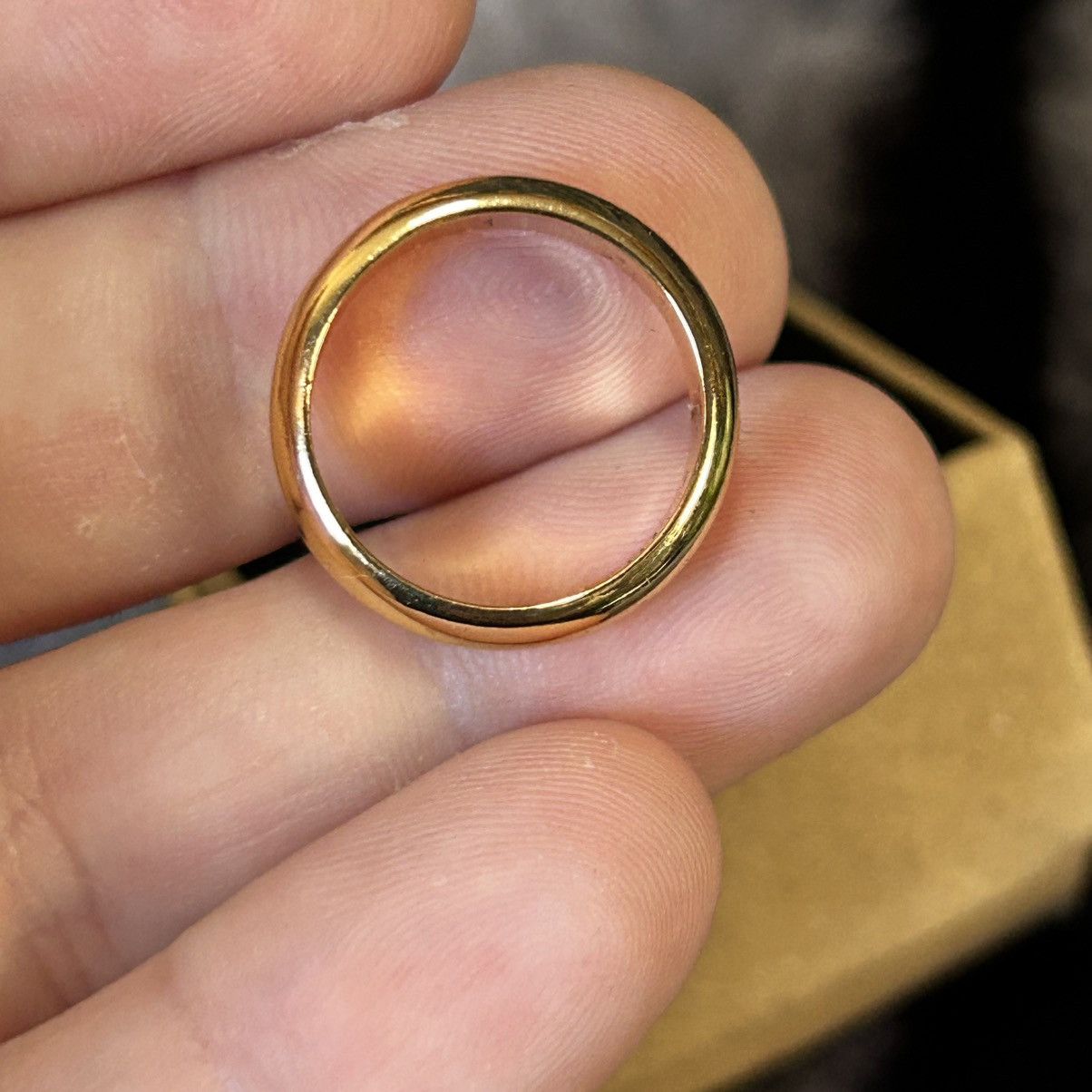 Jewelry Shiny 18kt gold plated 4mm stainless steel comfort ring 4 Size ONE SIZE - 5 Thumbnail