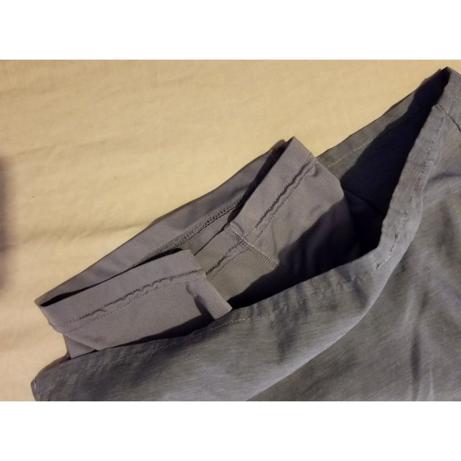 Nike Mens Nike Shorts 2XL XXL Gray Athletic Gym Workout Running Size US 39 - 4 Thumbnail