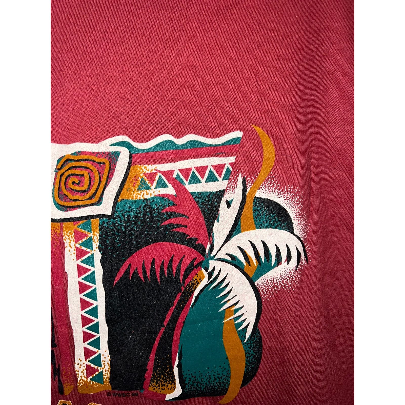 Anvil Vintage Las Vegas Shirt Palm Tree Red Tee VTG 90s Large Size US L / EU 52-54 / 3 - 3 Thumbnail