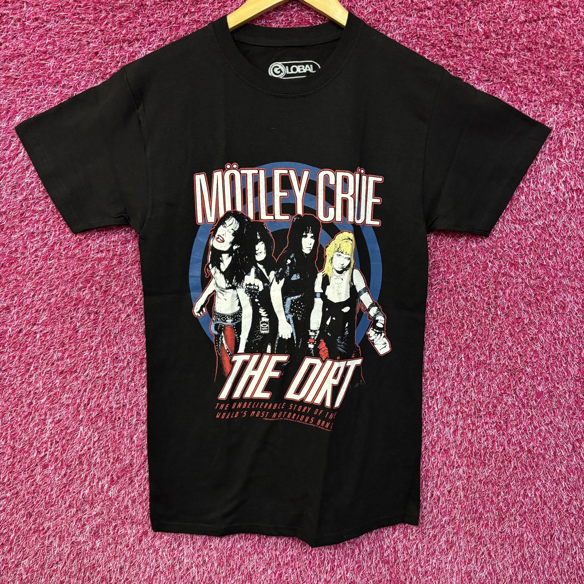 Band Tees Motley Crue "The Dirt" Black T-Shirt Small Size US S / EU 44-46 / 1 - 1 Thumbnail