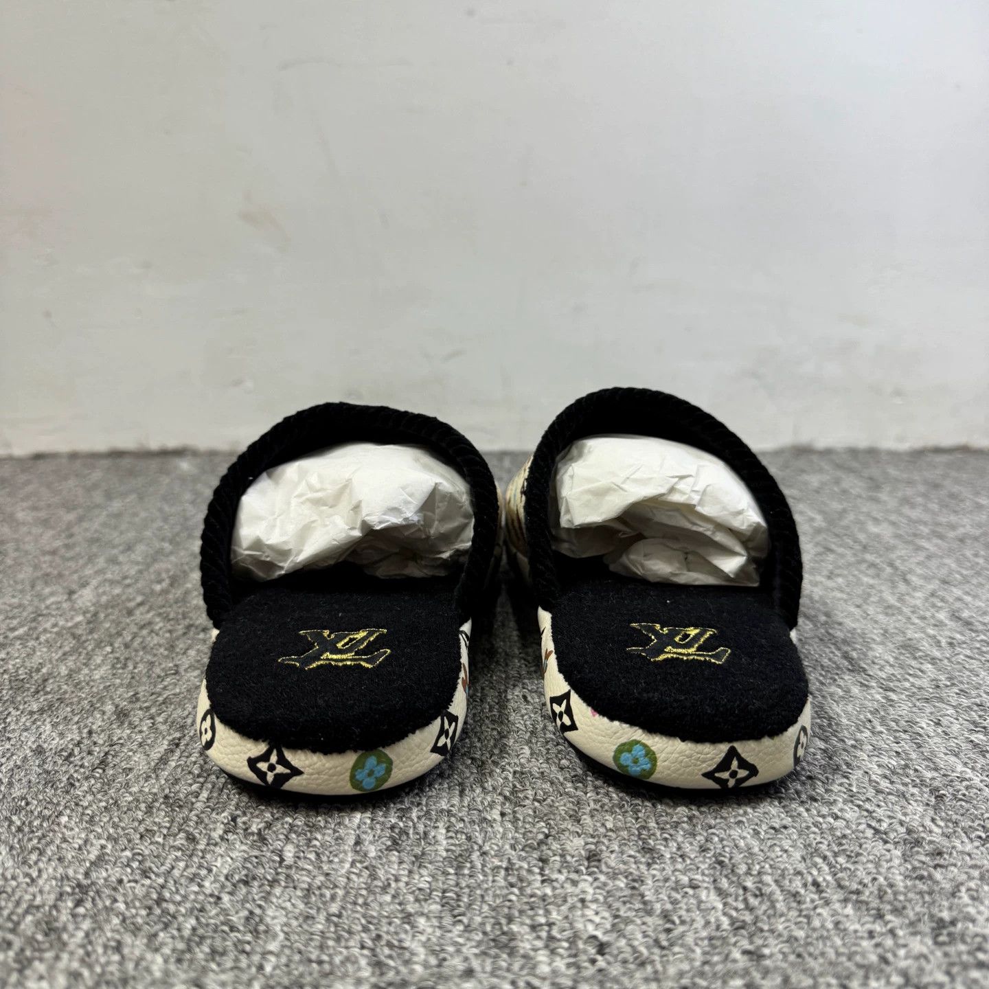 Louis Vuitton LV Tyler Monogram Slippers 36 Size US 5.5 / IT 35.5 - 3 Thumbnail