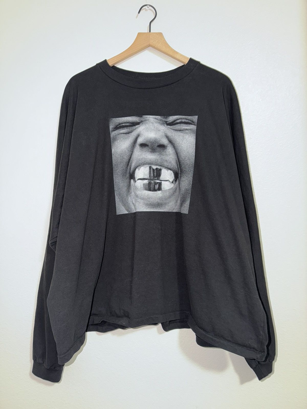 Yeezy bully album tee