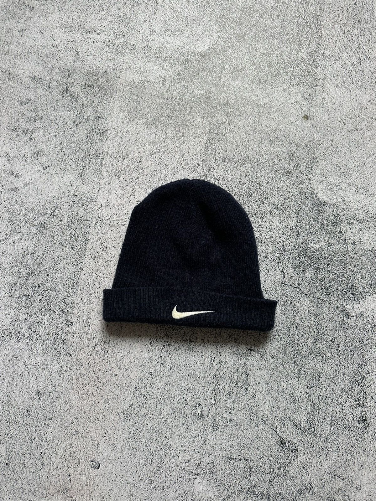 Nike Vintage Nike Hat Y2K Logo Outdoor Size ONE SIZE - 1 Thumbnail