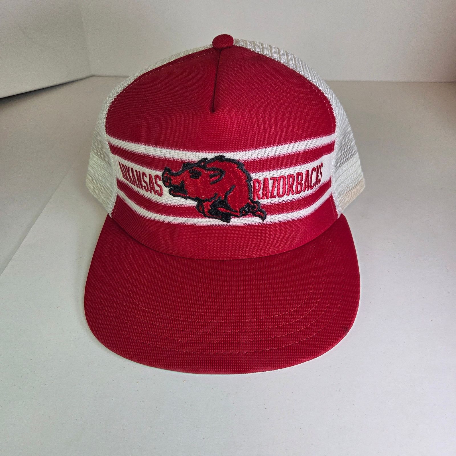 Other Vintage Arkansas Razorbacks Trucker Hat Size ONE SIZE - 9 Thumbnail