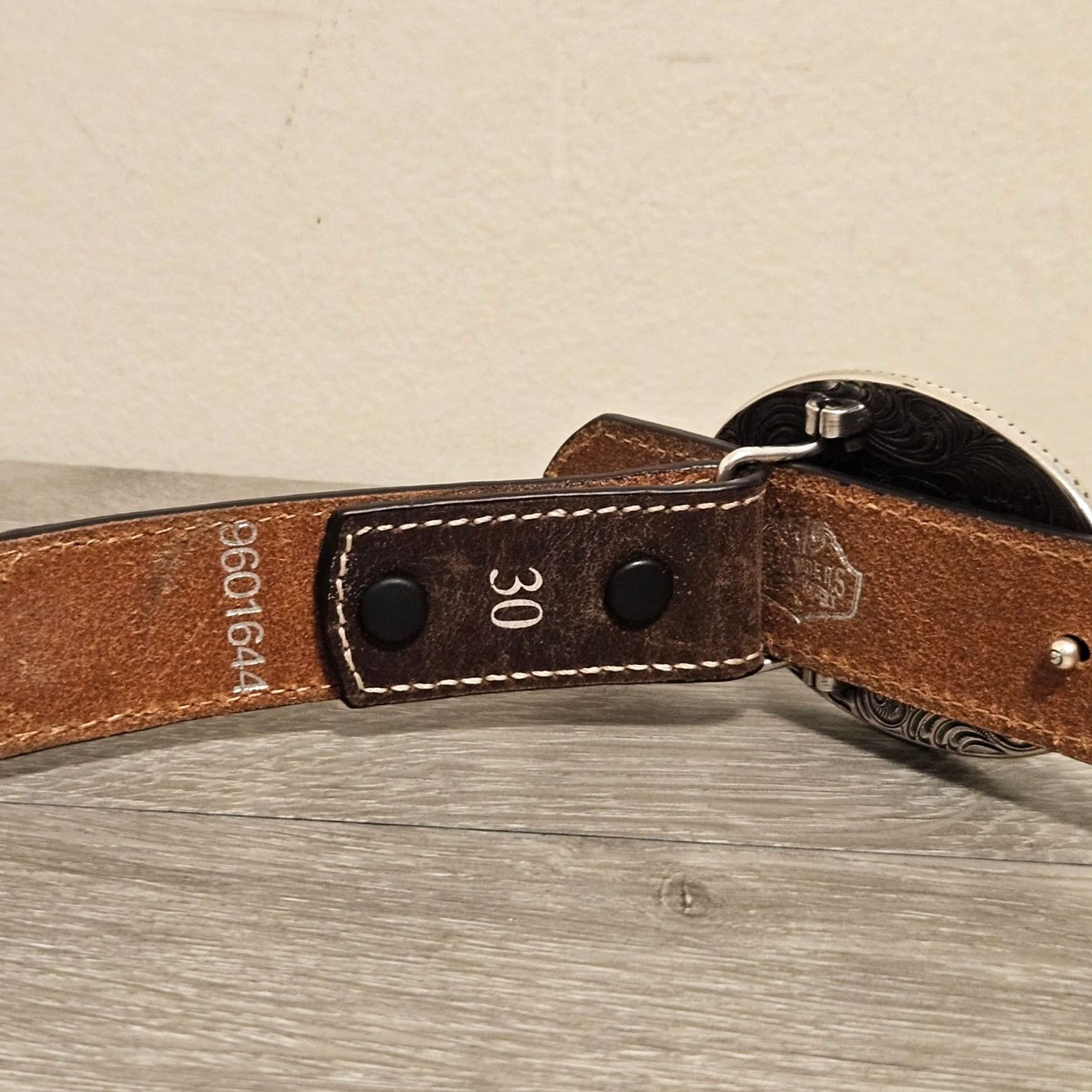 Vintage VINTAGE Cavender's Belt Buckle & Belt Size 30 Brown Men's 1965 Rodeo Bull Rider Buckle Belt 30 Size ONE SIZE - 6 Thumbnail
