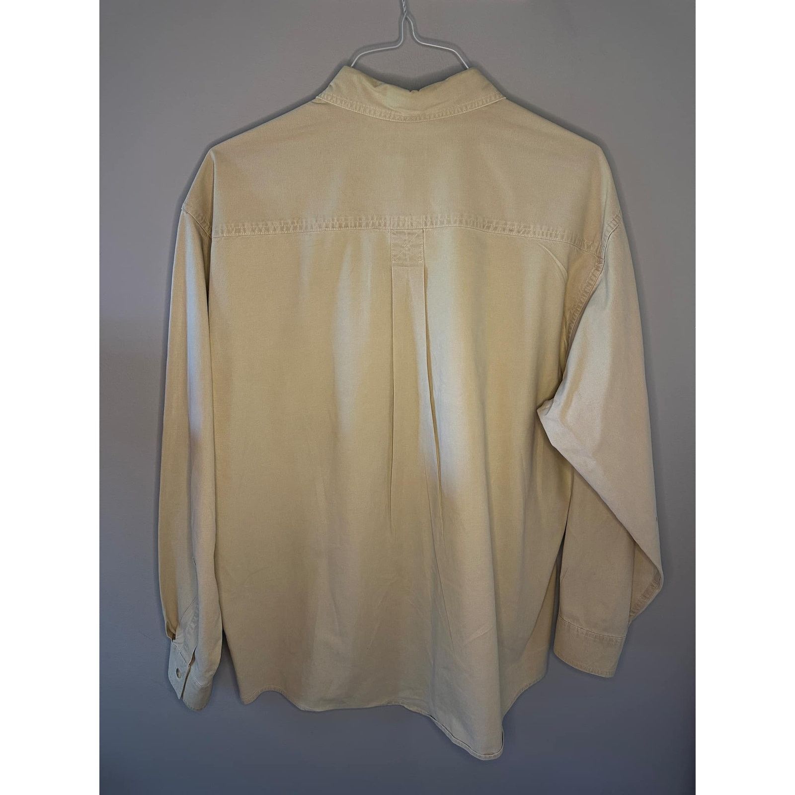 Other L.L.Bean 100% Cotton Long Sleeve Button-Up Shirt Beige L REG Size US L / EU 52-54 / 3 - 9 Thumbnail