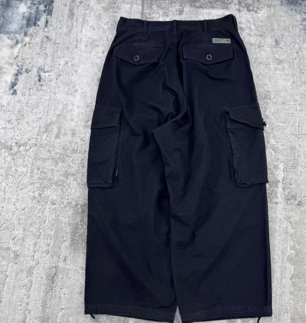 Neighborhood NEIGHBORHOOD 12AW WIDE CARGO PANTS Cargo Pants J16 Size US 32 / EU 48 - 4 Thumbnail