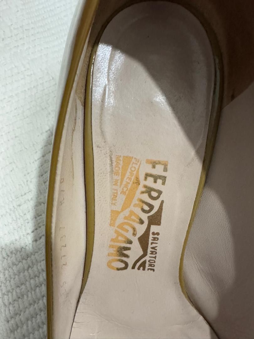 Salvatore Ferragamo Vintage Salvatore Ferragamo Heels Size US 7.5 / IT 37.5 - 6 Thumbnail