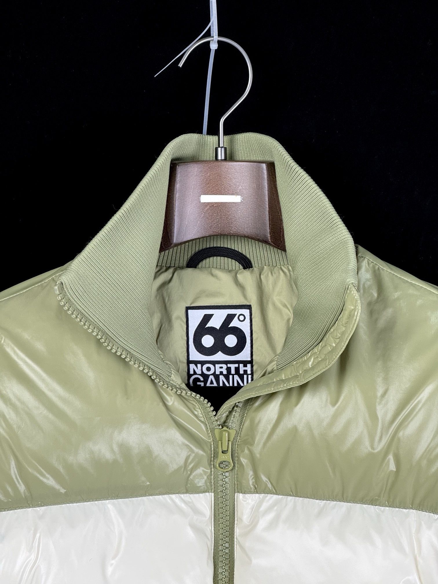 66 North 66° North x GANNI Askja Down Bomber Jacket Size S / US 4 / IT 40 - 3 Thumbnail
