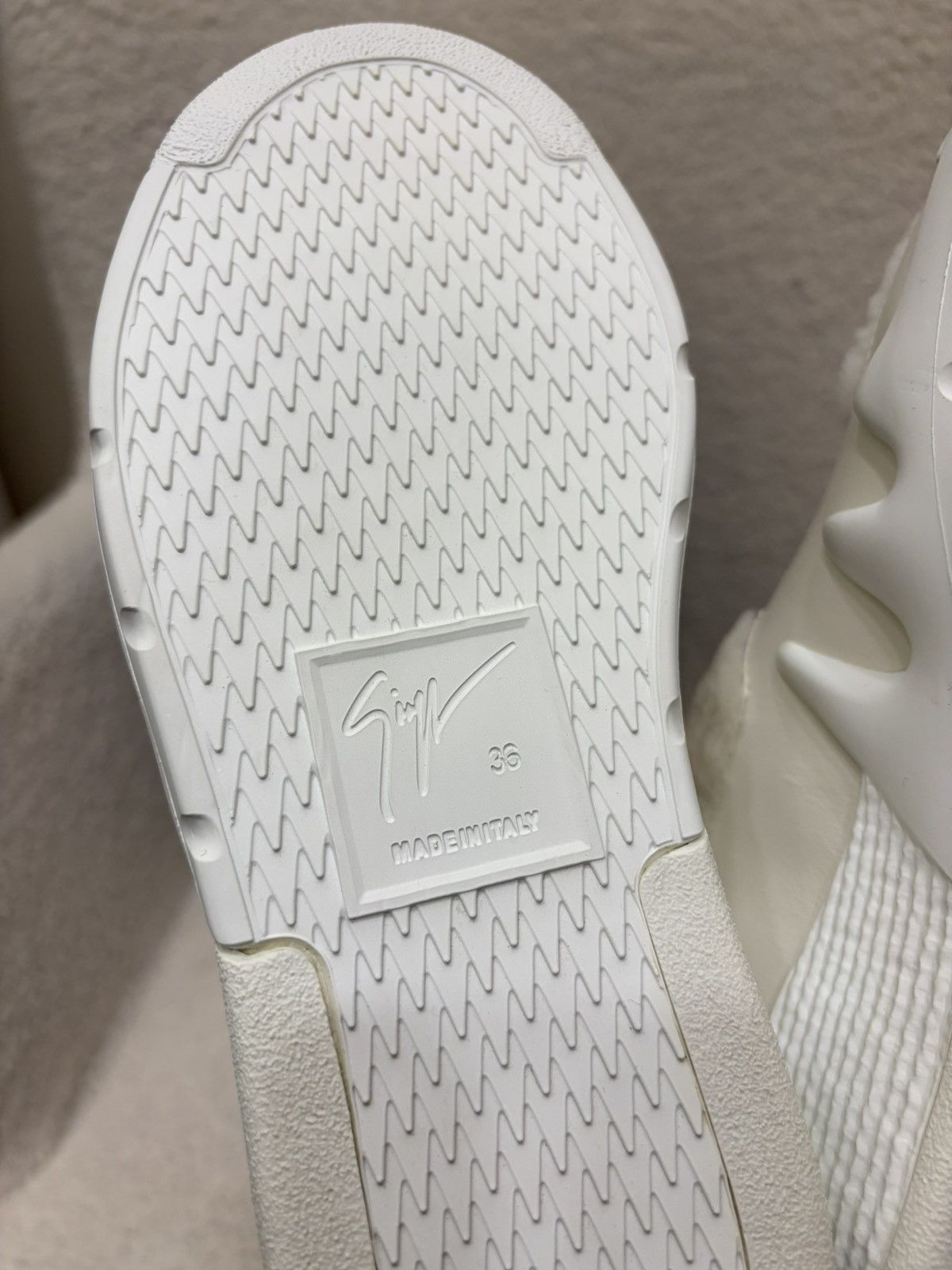 Giuseppe Zanotti Giuseppe Zanotti Women’s Sneakers Size US 6 / IT 36 - 7 Thumbnail