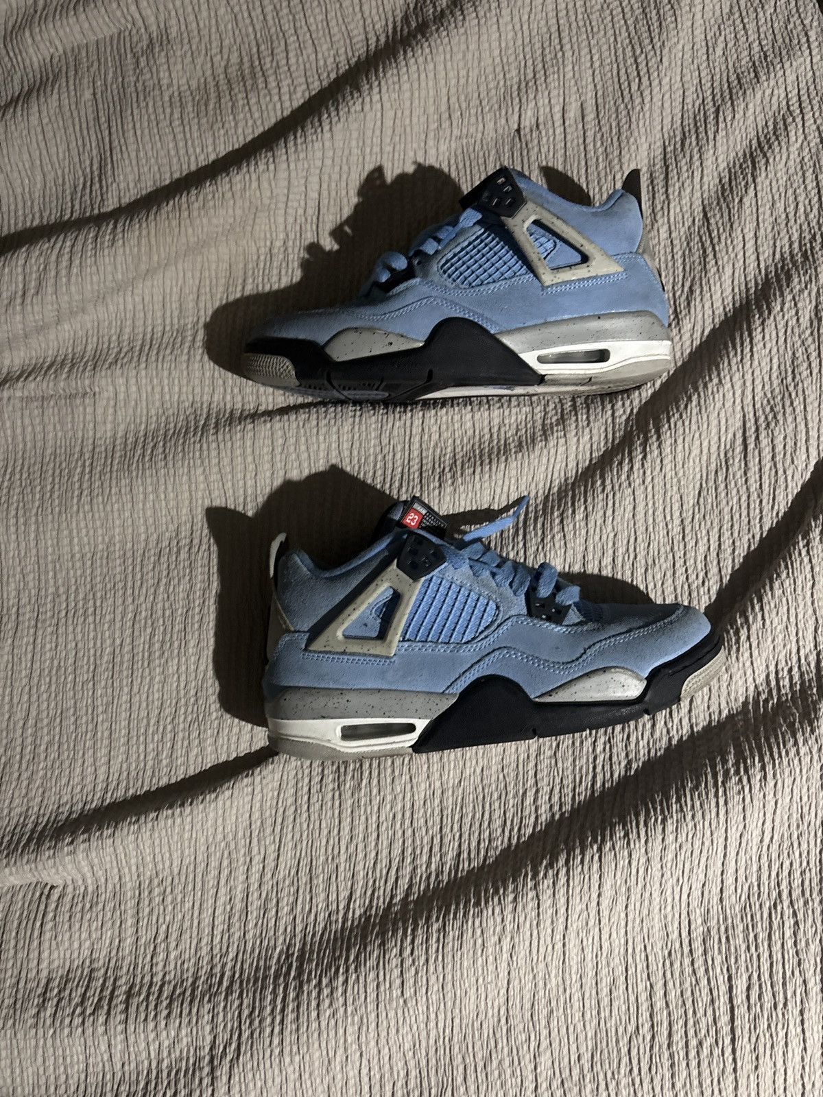 Jordan Brand × Nike Jordan 4 University Blue Size US 5.5 / EU 38 - 4 Thumbnail