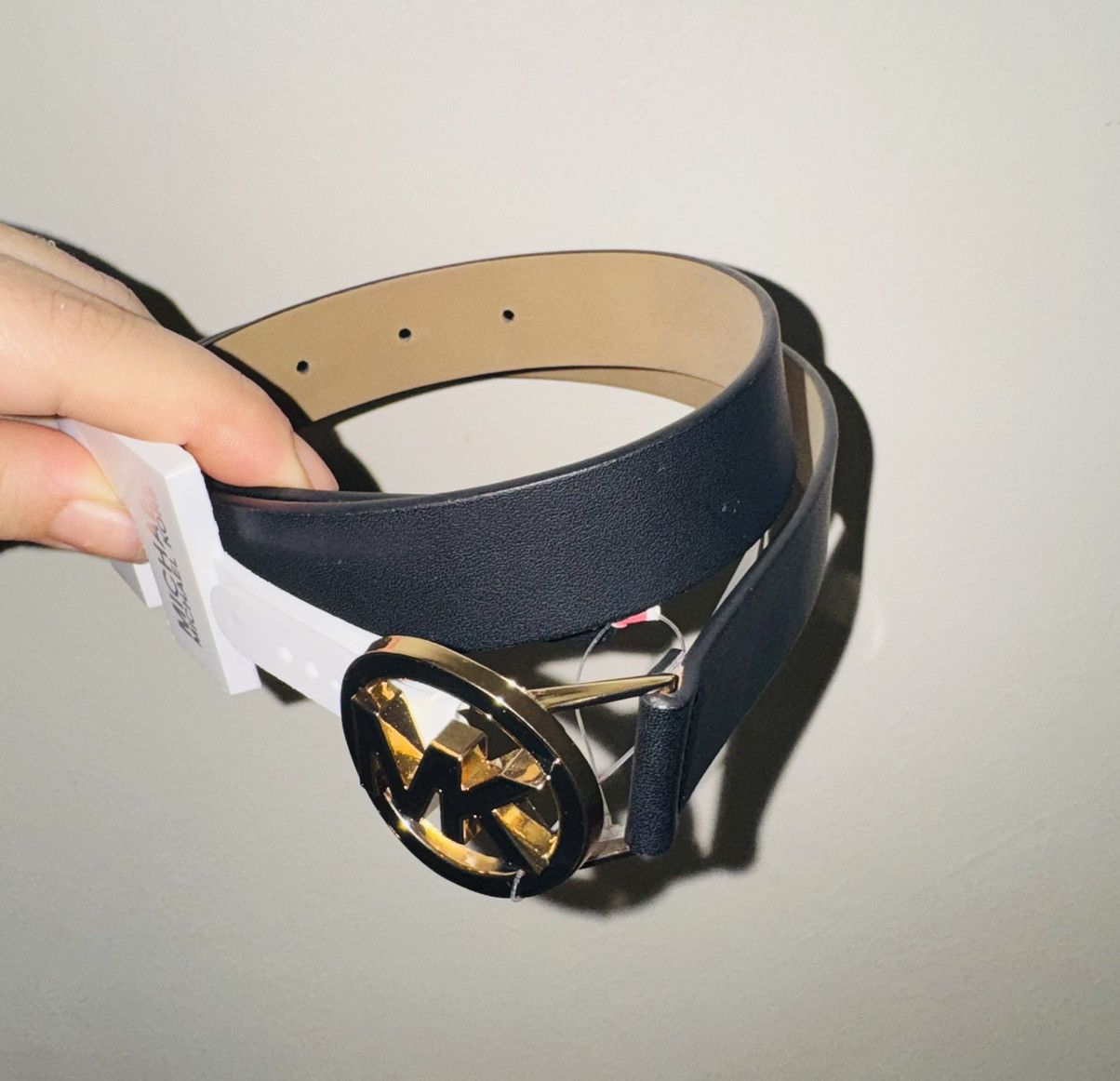 Michael Kors Michael Kors logo women’s belt size S gold / black Size ONE SIZE - 2 Thumbnail