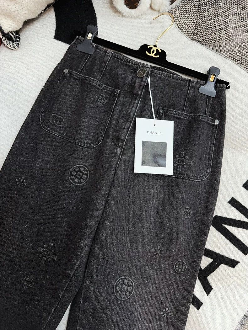 Chanel Chanel Gray embossed double C multi-element pattern jeans Size 24" / US 00 / IT 34 - 4 Thumbnail