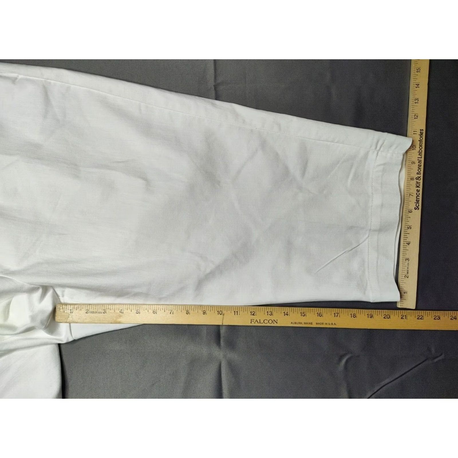 Vintage Alfred Dunner Classics Women Plus 24W Pull On White Denim Capri Pants NEW Size 42" / US 20 - 5 Thumbnail