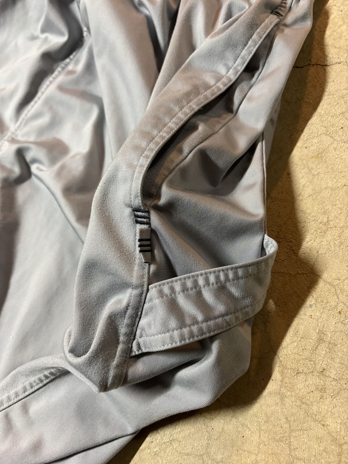 Adidas Vintage 00’s Adidas Y2K Carpenter Baggy Shorts Smoke Gray XL Size US 36 / EU 52 - 3 Thumbnail