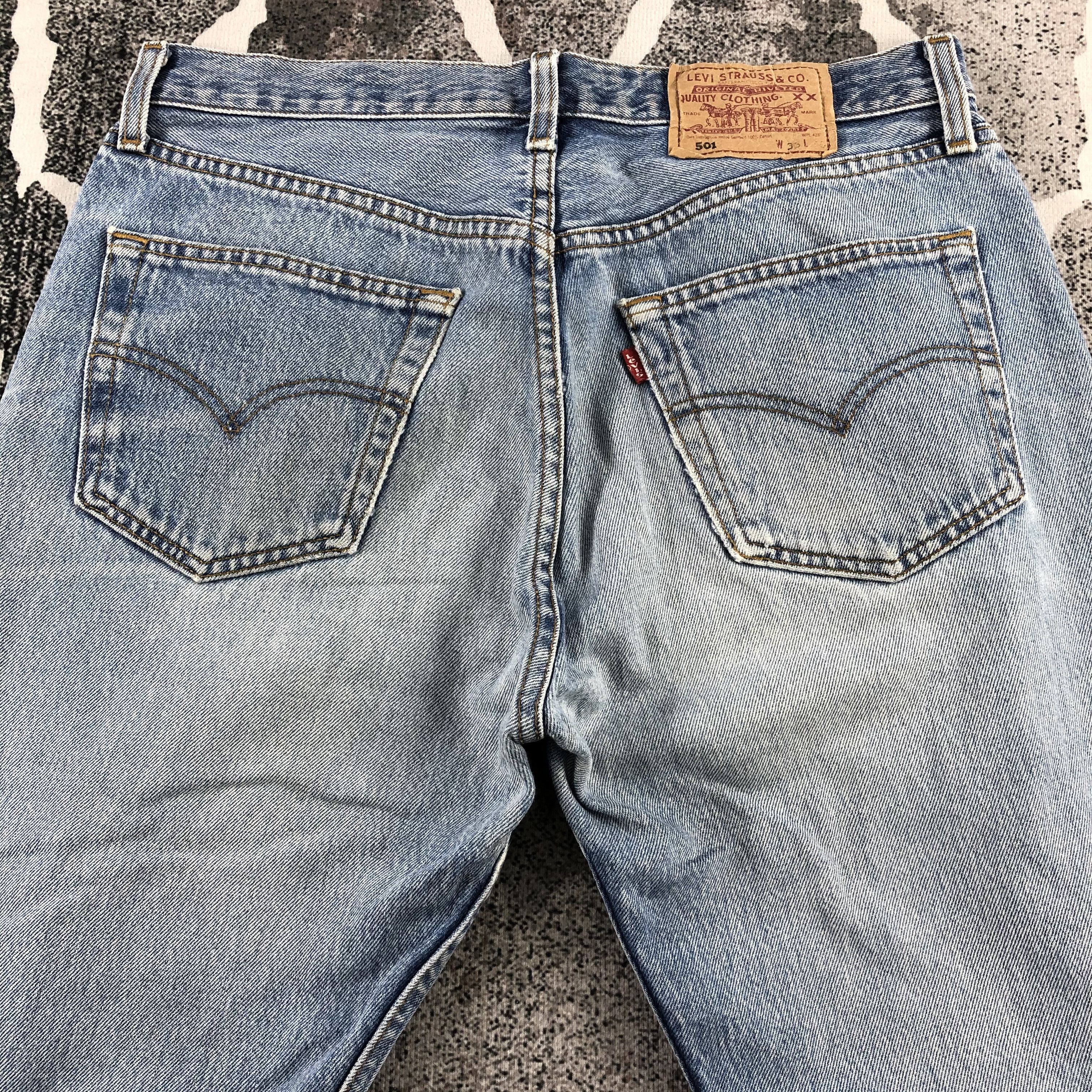 Levi's Vintage 90s Levi's 501 Jeans Distressed Denim KJ837 Size US 32 / EU 48 - 4 Thumbnail