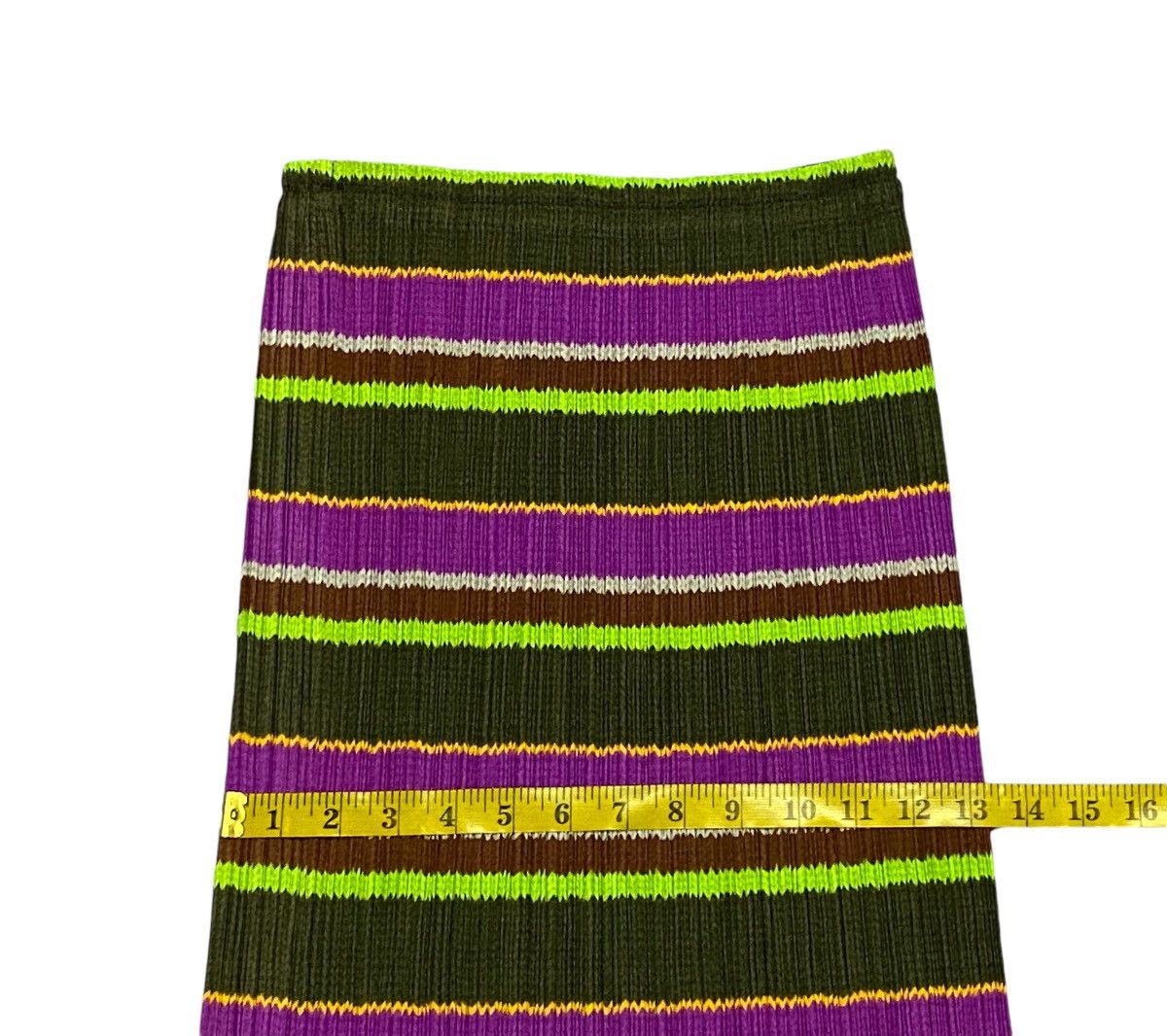 Issey Miyake × Pleats Please Issey Miyake Pleats Please Striped Multicolor Pleated Skirt Size 28" / US 6 / IT 42 - 13 Thumbnail